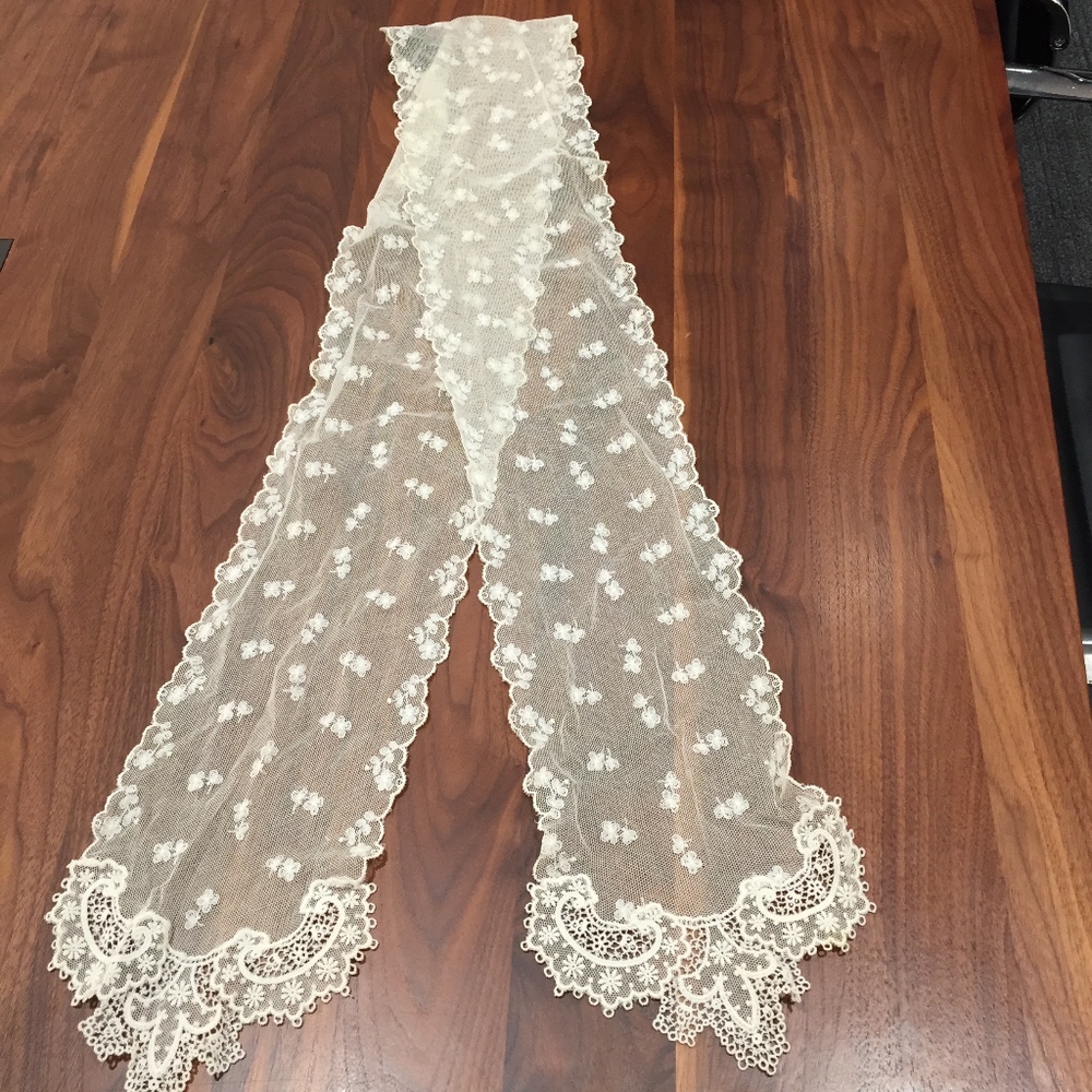 Ralph Lauren Lace Scallop Edges Floral Long Scarf